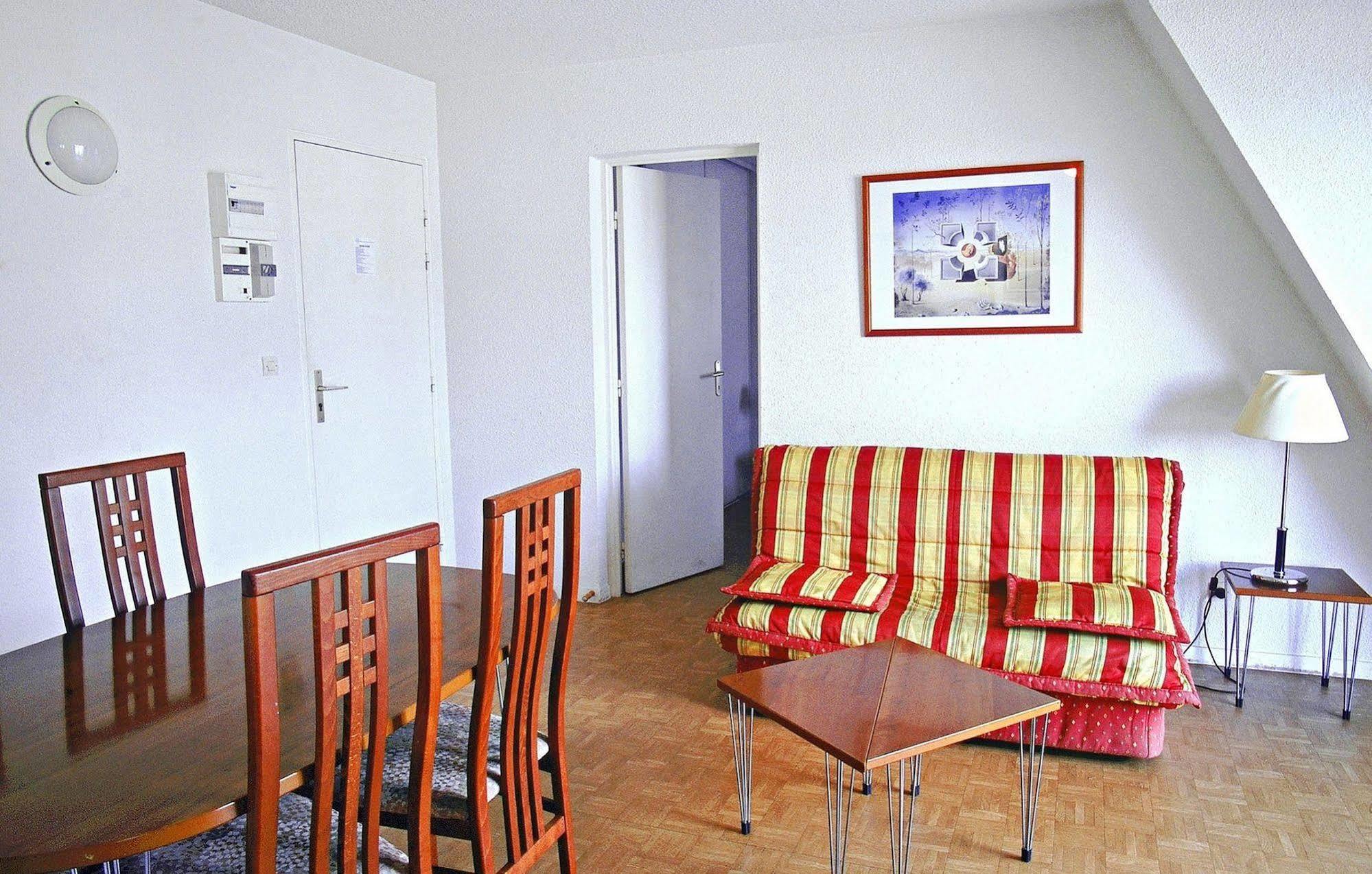 Montaigu Aparthotel Cabourg Luaran gambar
